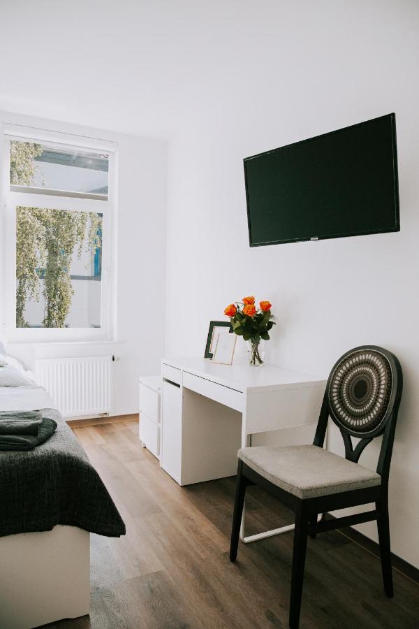 Hostel Rainbow Ferienzimmer